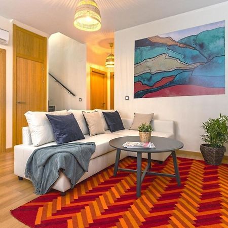 -Malagasunapts- Privateterrace Freeparking Pool 외부 사진