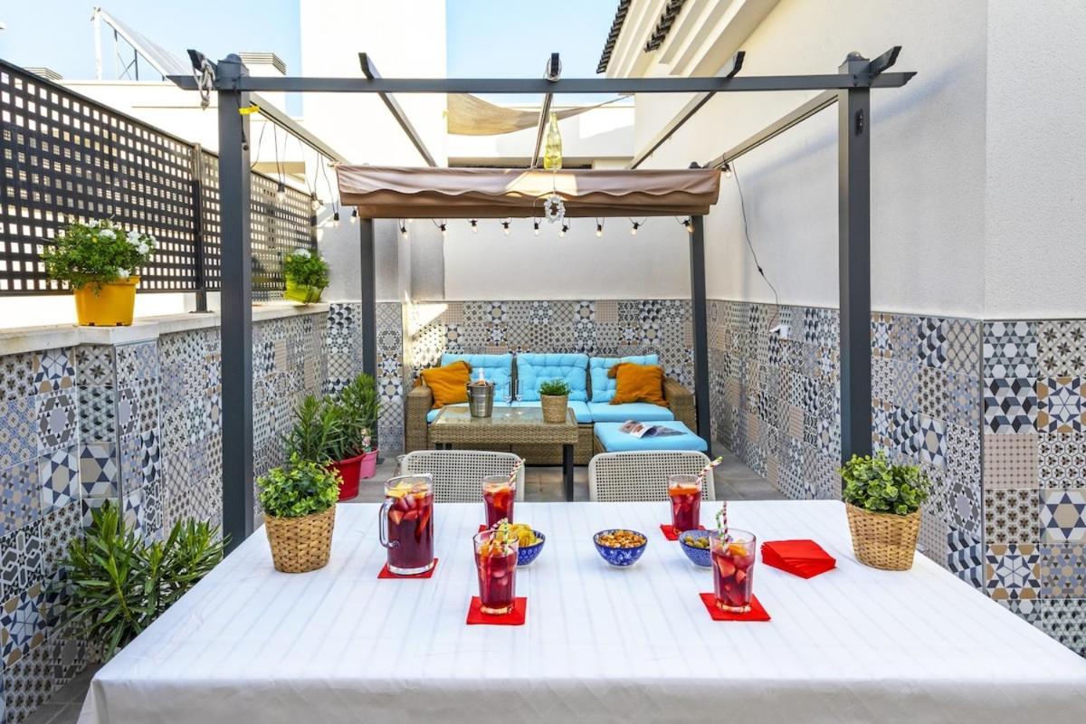 -Malagasunapts- Privateterrace Freeparking Pool 외부 사진