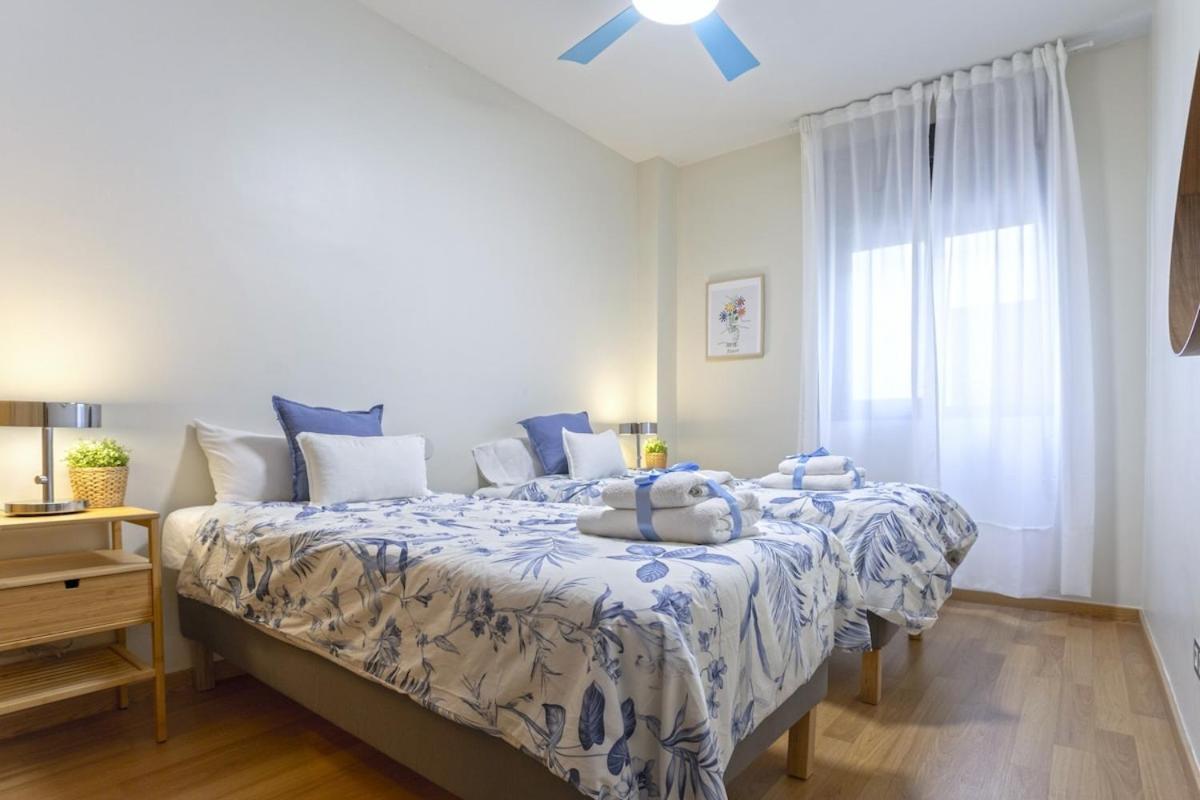 -Malagasunapts- Privateterrace Freeparking Pool 외부 사진