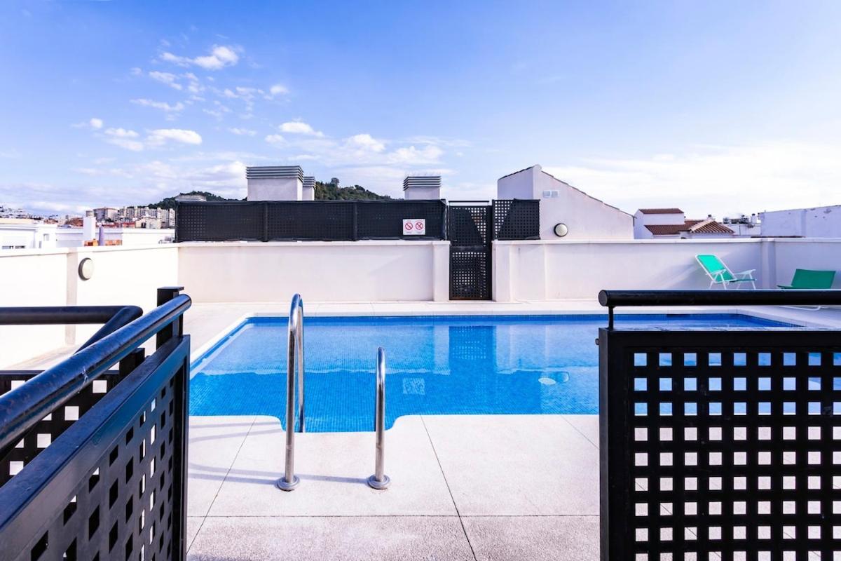 -Malagasunapts- Privateterrace Freeparking Pool 외부 사진