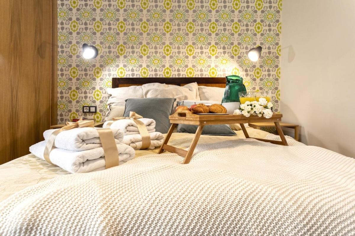 -Malagasunapts- Privateterrace Freeparking Pool 외부 사진